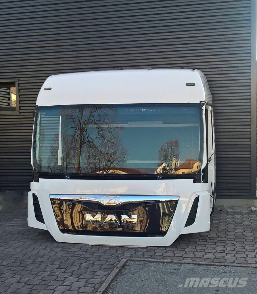 MAN TGX XLX EURO 6 Kabiny i wnętrze