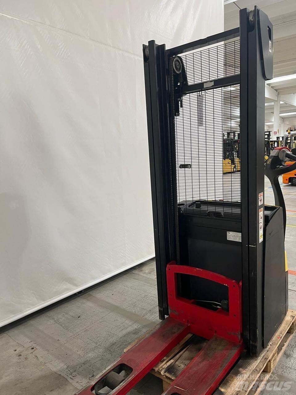Hyster S1.2 Wózki widłowe unoszące z dyszlem