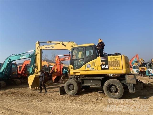 Komatsu PW160 Koparki gąsienicowe