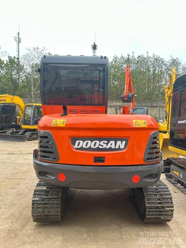 Doosan DX 60-9 C Koparki gąsienicowe