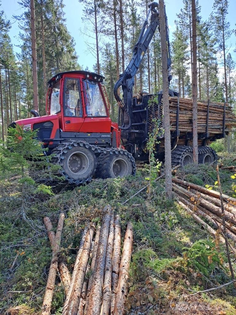 Komatsu 845 Forwardery