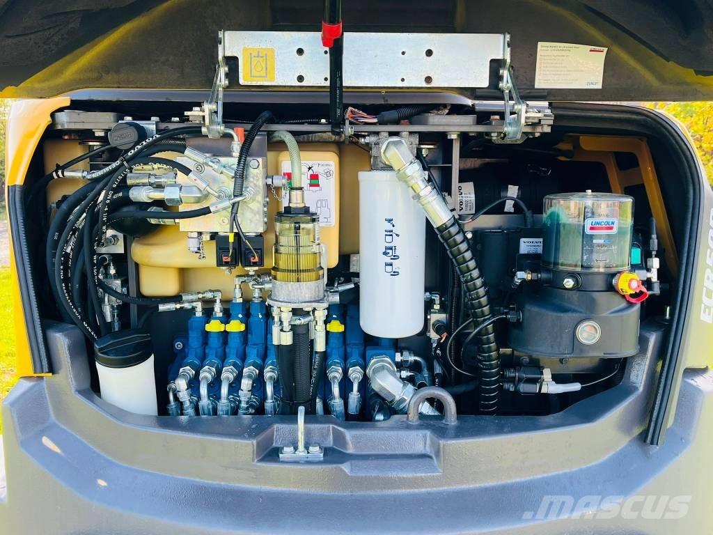 Volvo ECR 50 D Minikoparki