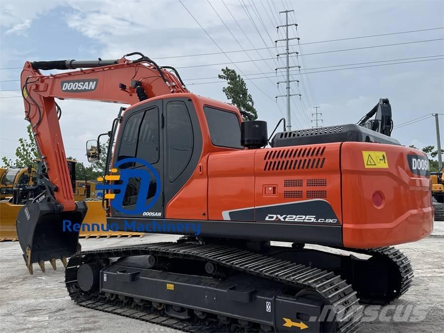 Doosan DX 225 LC-9C Koparki gąsienicowe