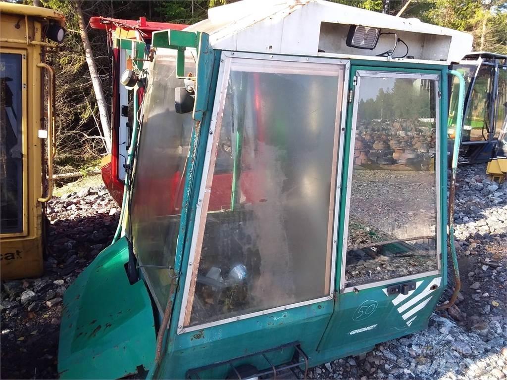 Gremo 950 Kabiny i wnętrze