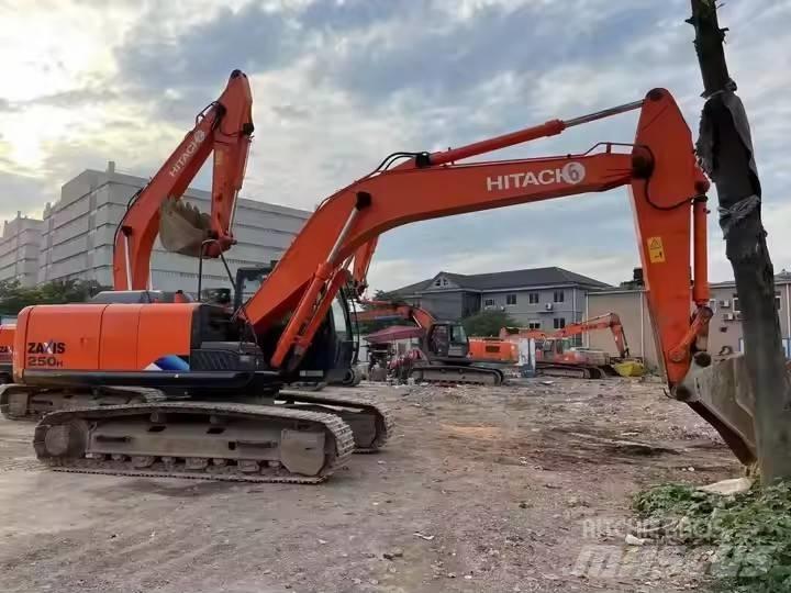Hitachi ZX 250 Koparki gąsienicowe