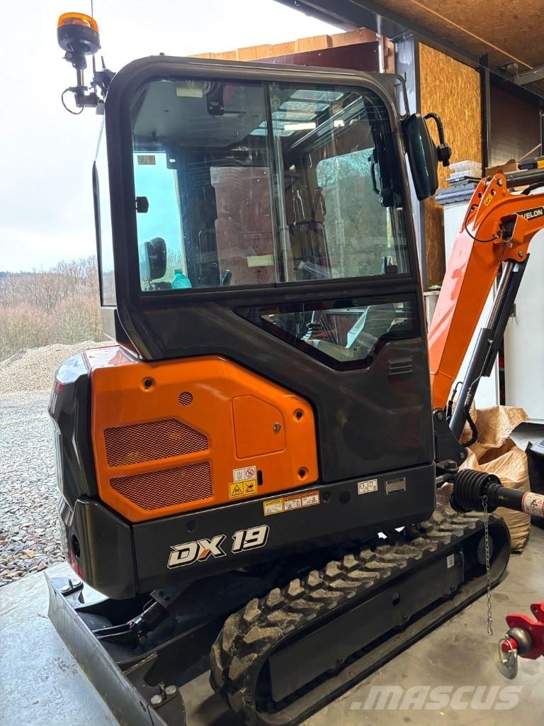 Develon DX 19 Z-7 Minikoparki