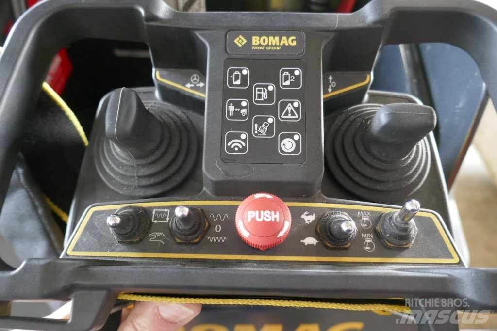 Bomag BMP 8500 Walce do murawy