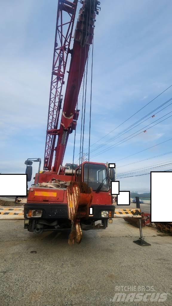 Liebherr LTM 1055-1 Żurawie szosowo-terenowe