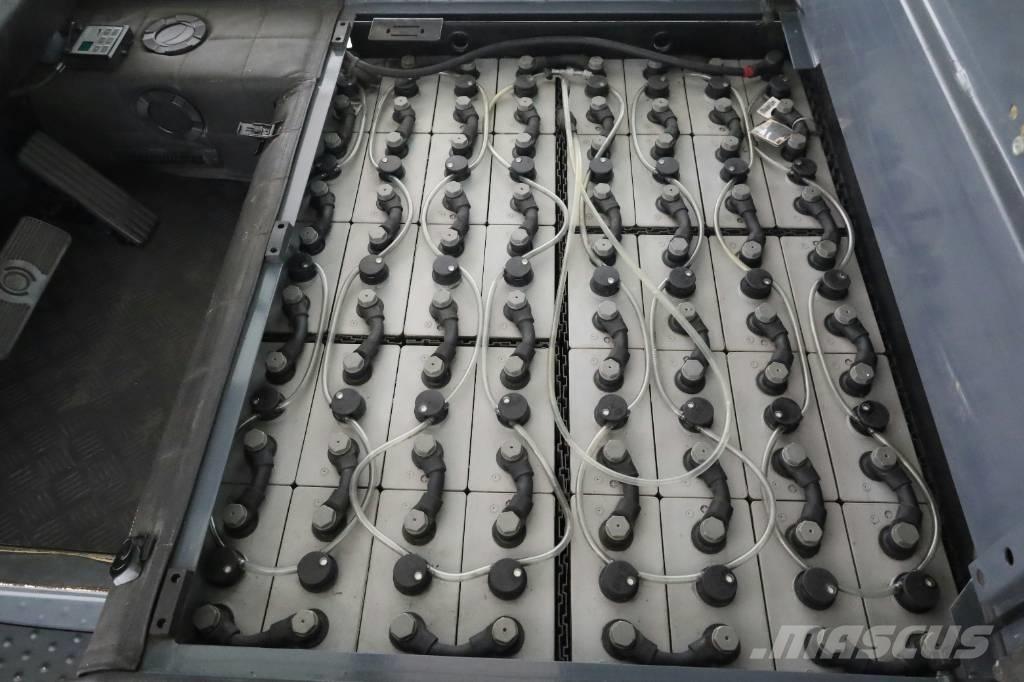 Toyota 8 FBMT 35 Wózki elektryczne