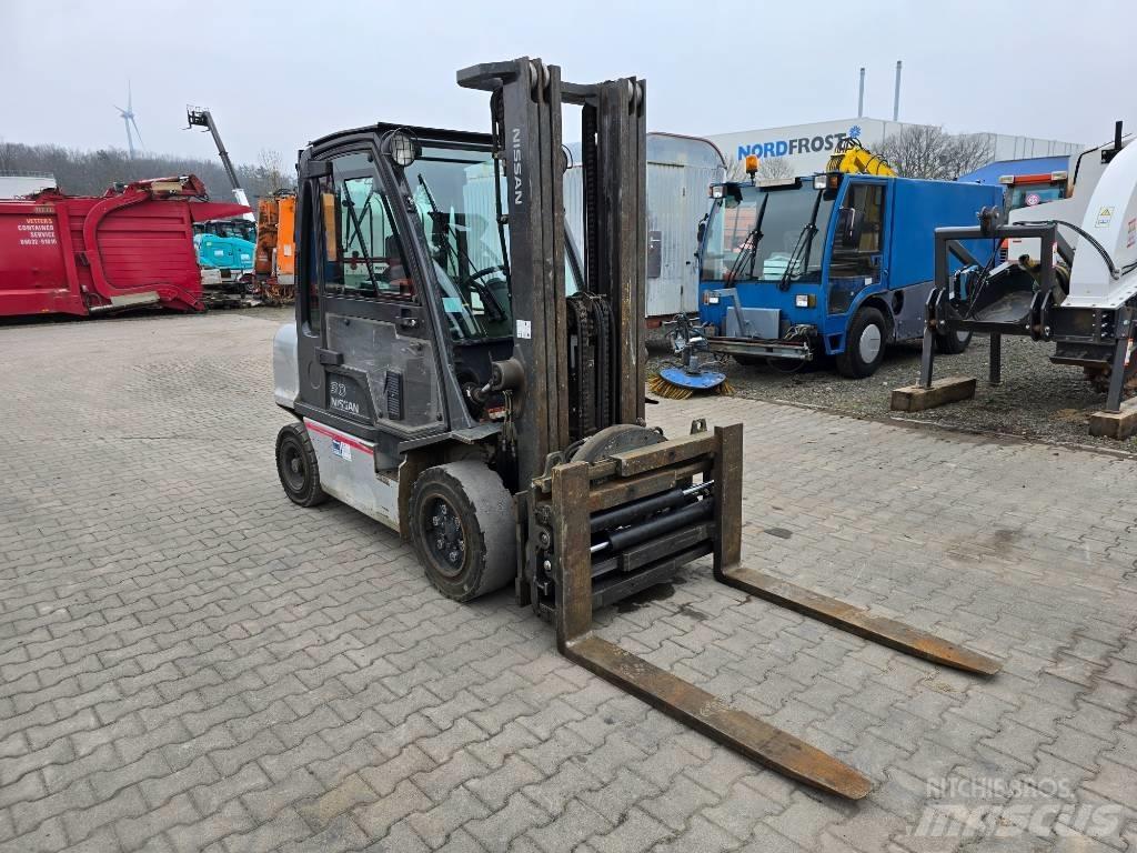 Nissan 30 YG1D2A30Q Wózki Diesla