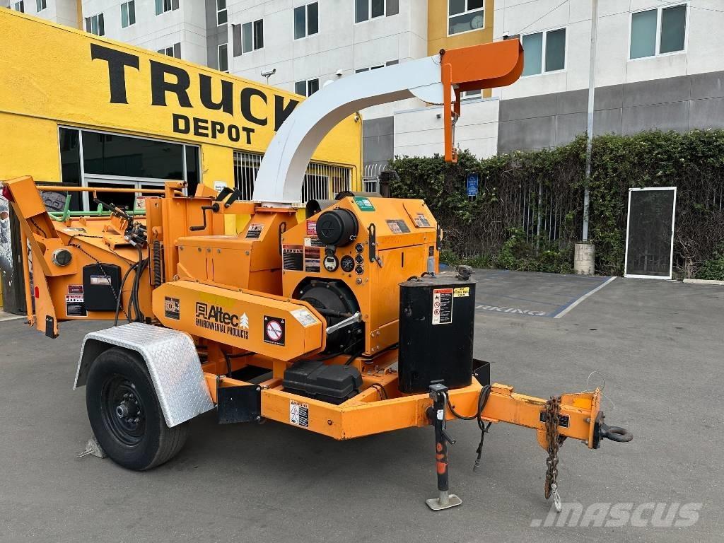 Altec CFD 1217 Przyczepy do transportu zrębki