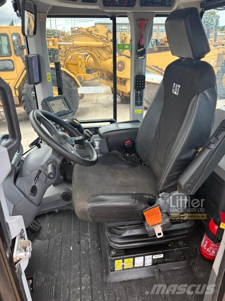 CAT 926 M Ładowarki kołowe