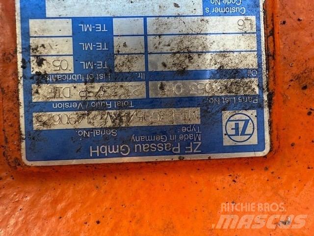 Doosan DL 400 AXLES Mosty, wały i osie