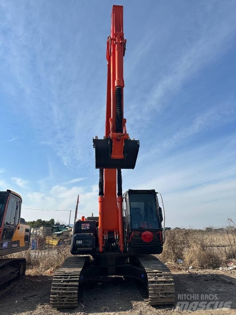 Hitachi ZX 200 Koparki gąsienicowe
