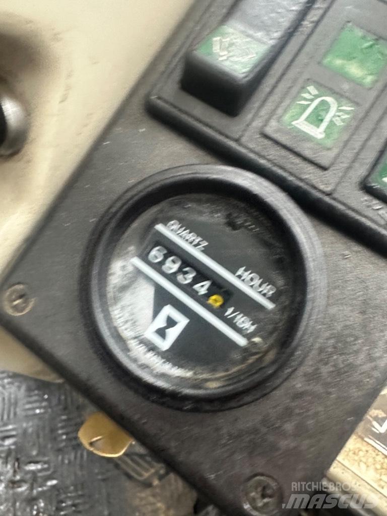 Nissan FG25 Wózki LPG