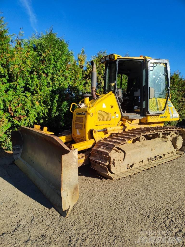 Komatsu D 51 Spycharki gąsienicowe