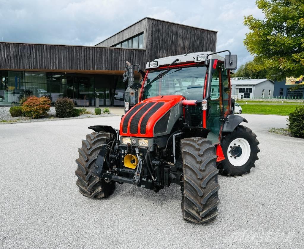 Reform Mounty 100V Ciągniki rolnicze