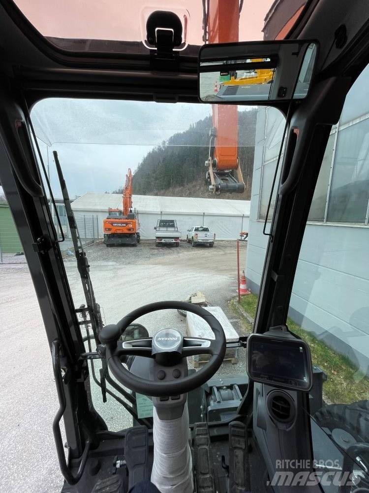 Develon DX 210 W-7 Koparki leśne