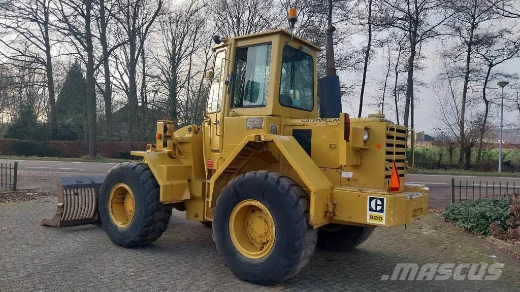 CAT 920 Ładowarki kołowe