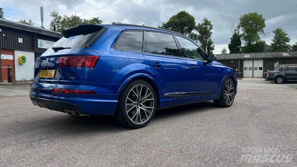 Audi SQ7 Samochody osobowe