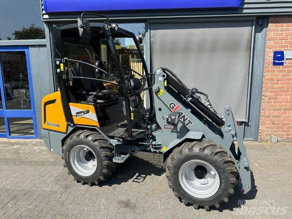GiANT G 2500 HD Ładowarki wielofunkcyjne