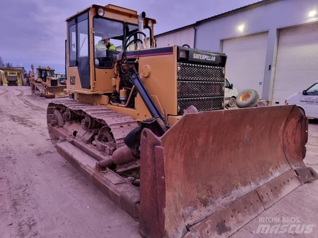 CAT B 10 Spycharki gąsienicowe