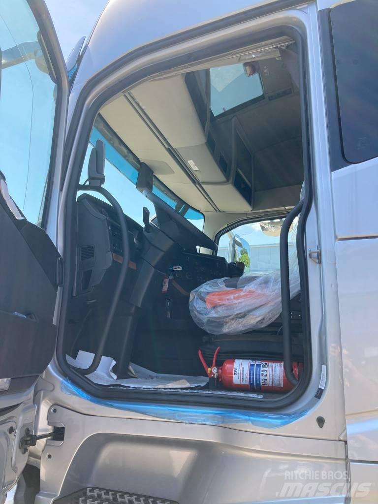 Volvo FH16-650 Żurawie samochodowe