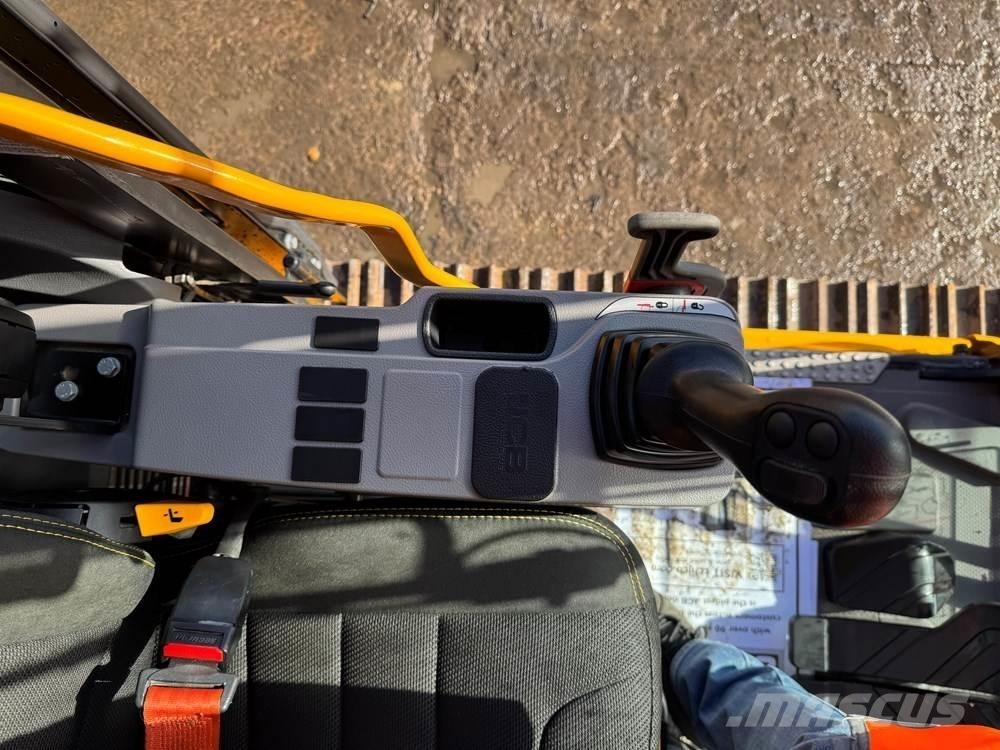 JCB 220X Koparki gąsienicowe