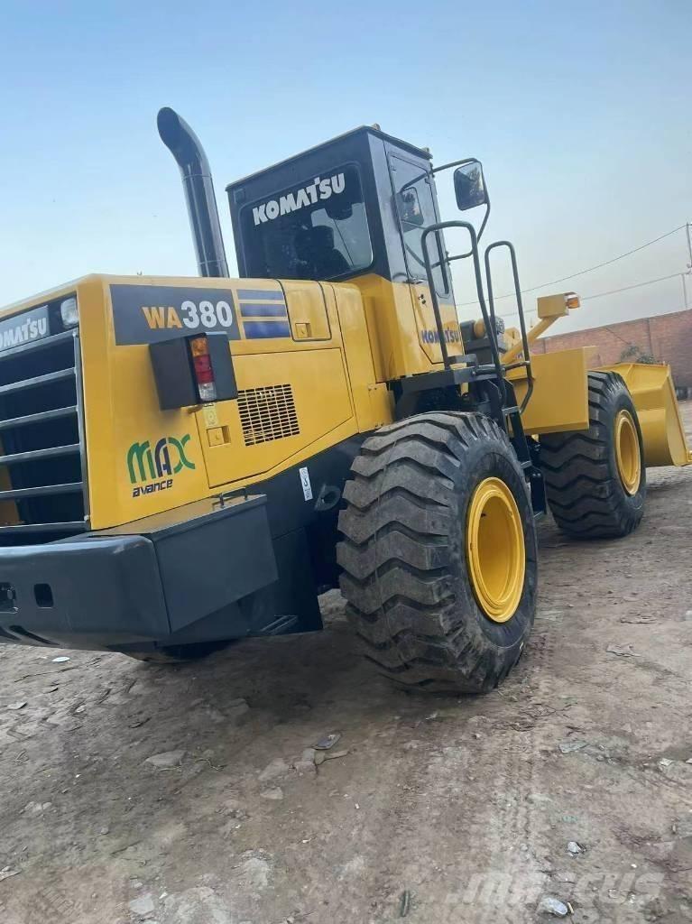 Komatsu WA 380 Ładowarki kołowe