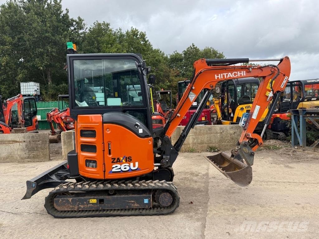 Hitachi ZX 26 U-6 CR Minikoparki