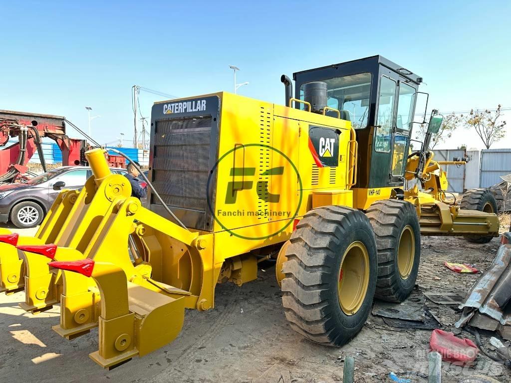 CAT 120 K Równiarki