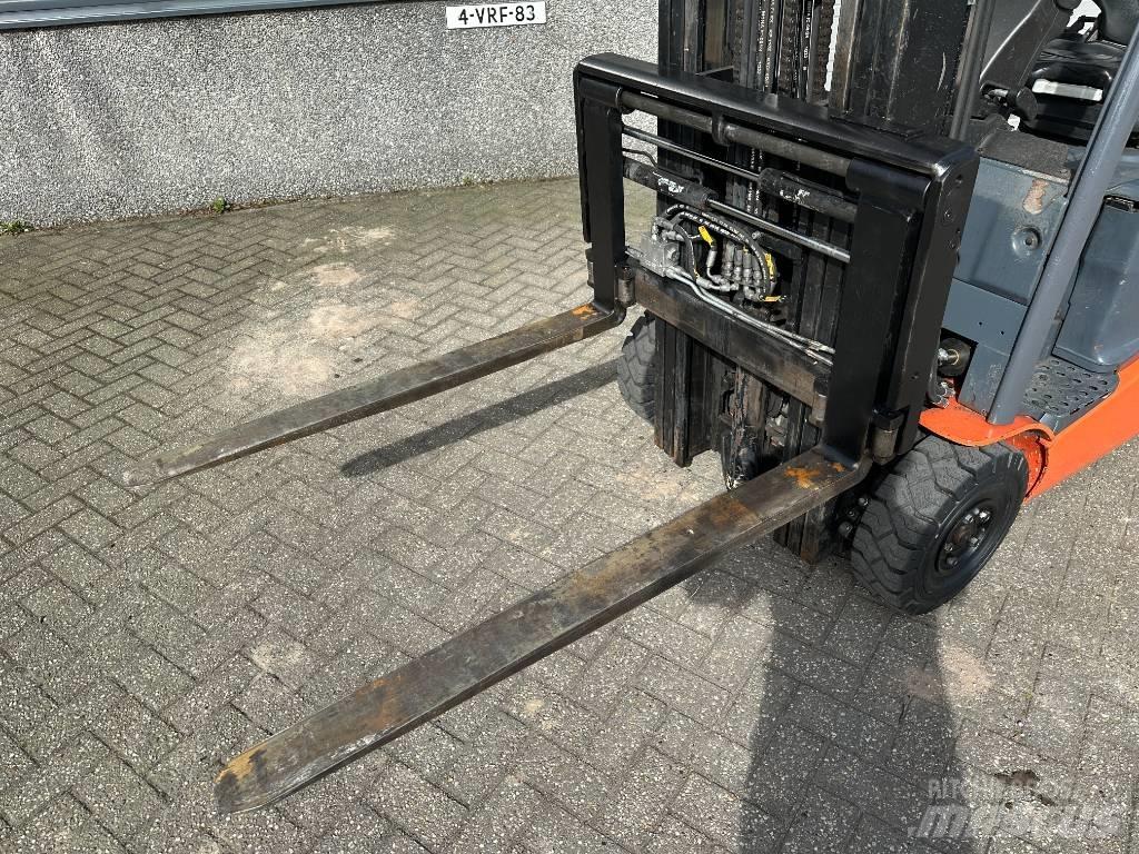 Toyota 8 FBEK 16 T Wózki elektryczne