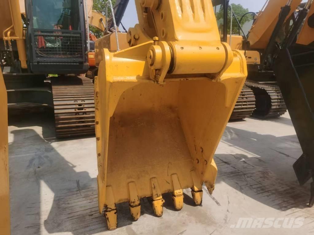 Komatsu PC 200-8 Koparki gąsienicowe