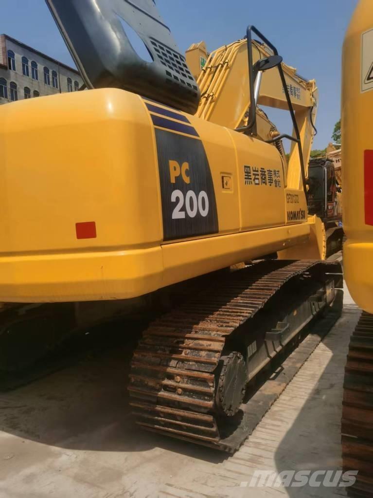 Komatsu PC 200-8 Koparki gąsienicowe