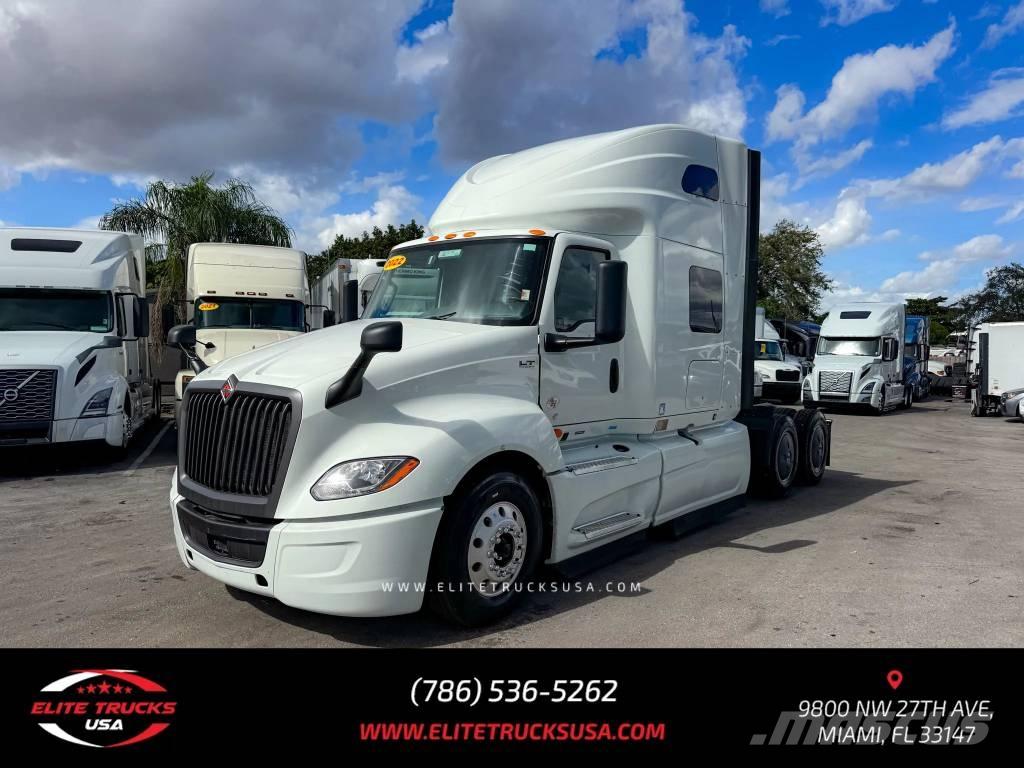 International LT Ciągniki siodłowe