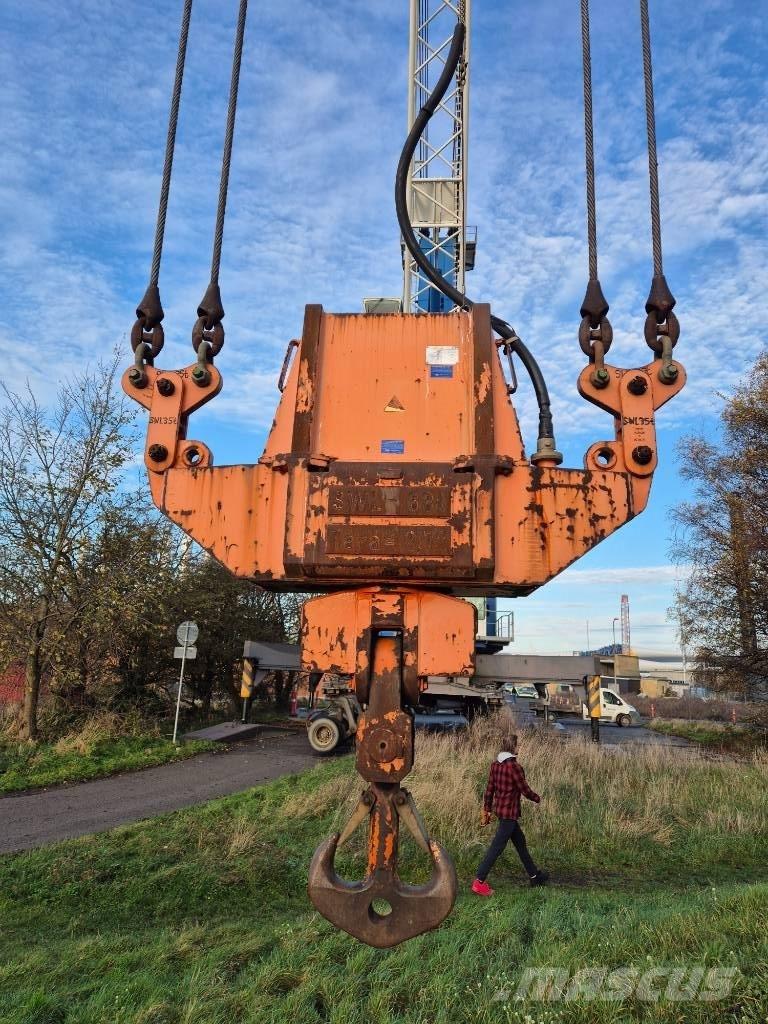 Liebherr LHM 250 Żurawie portowe