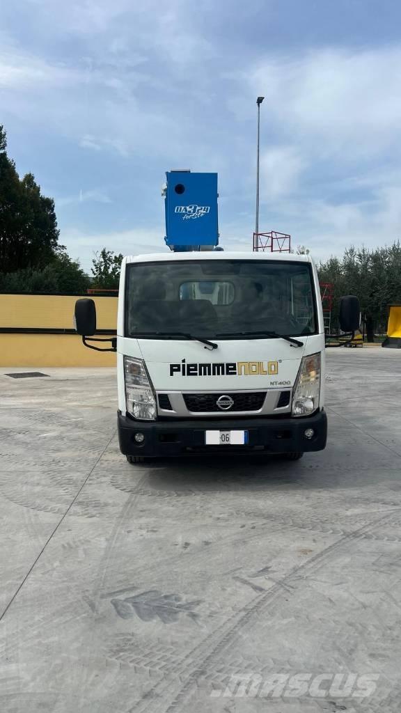 Nissan SOCAGE DA324 Podnośniki koszowe