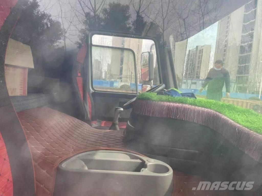 Howo 371 8x4 Wywrotki