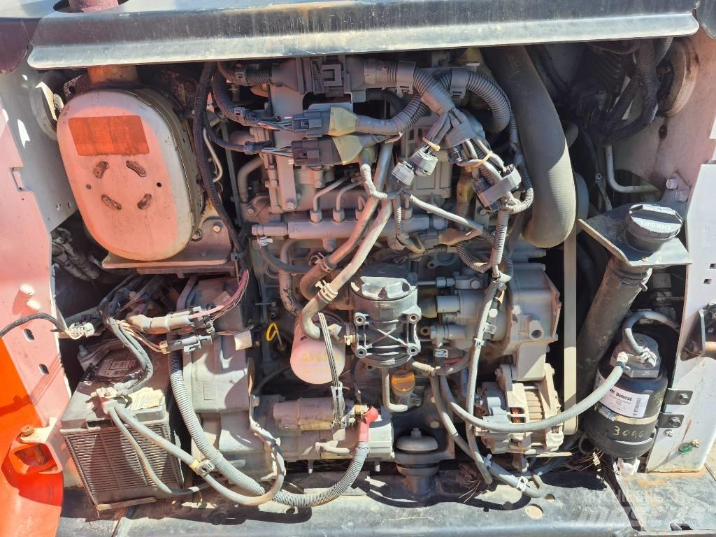 Bobcat T 750 Ładowarki burtowe