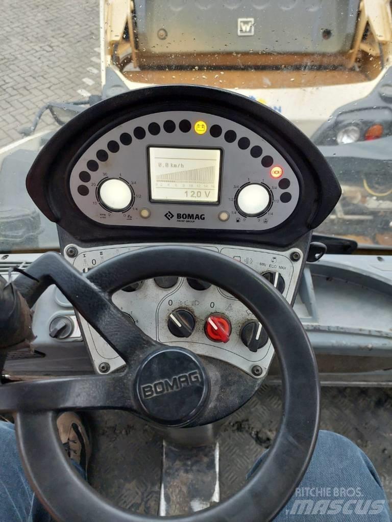 Bomag BW 161 AD-5 Walce dwubębnowe