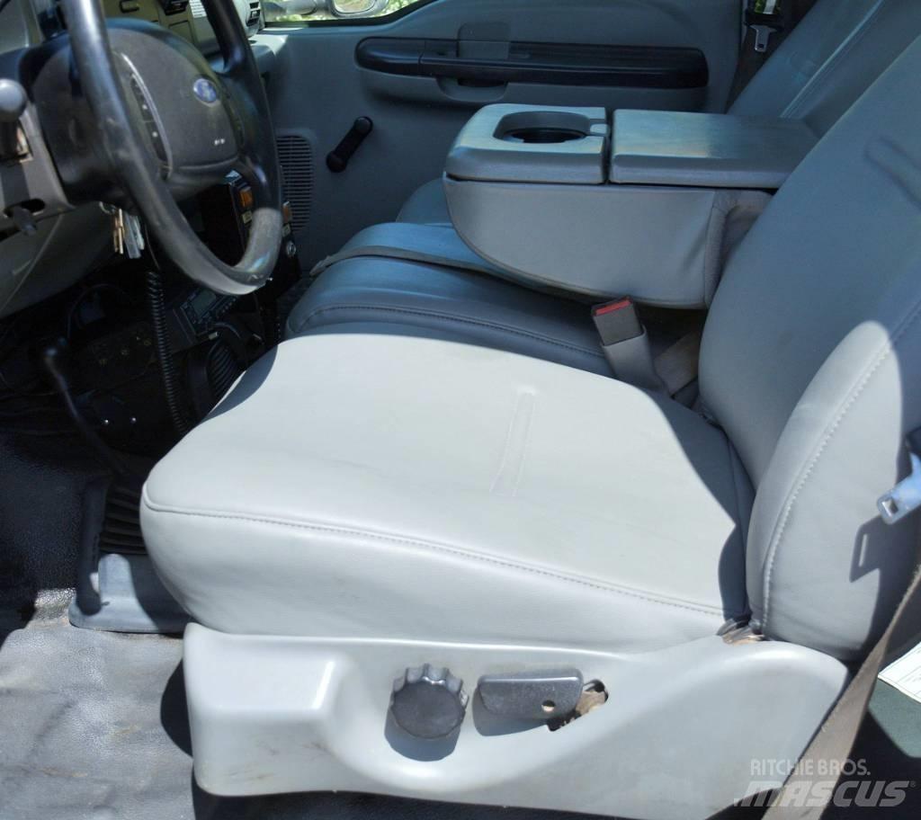 Ford F 550 Pojazdy komunalne