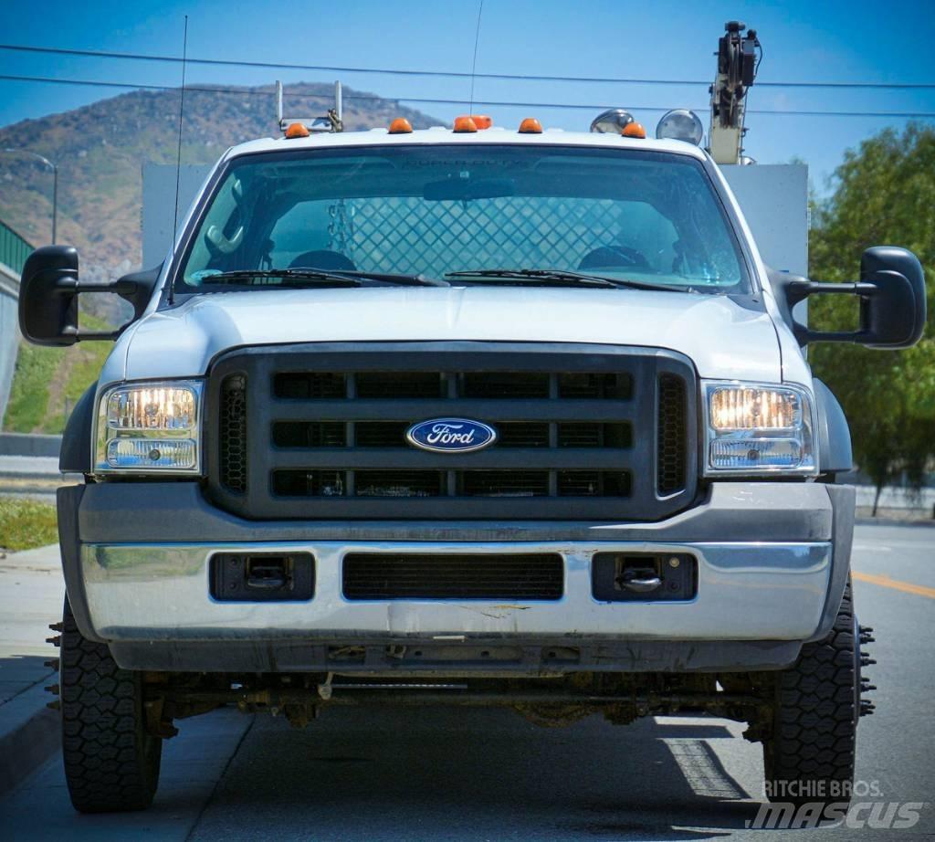 Ford F 550 Pojazdy komunalne