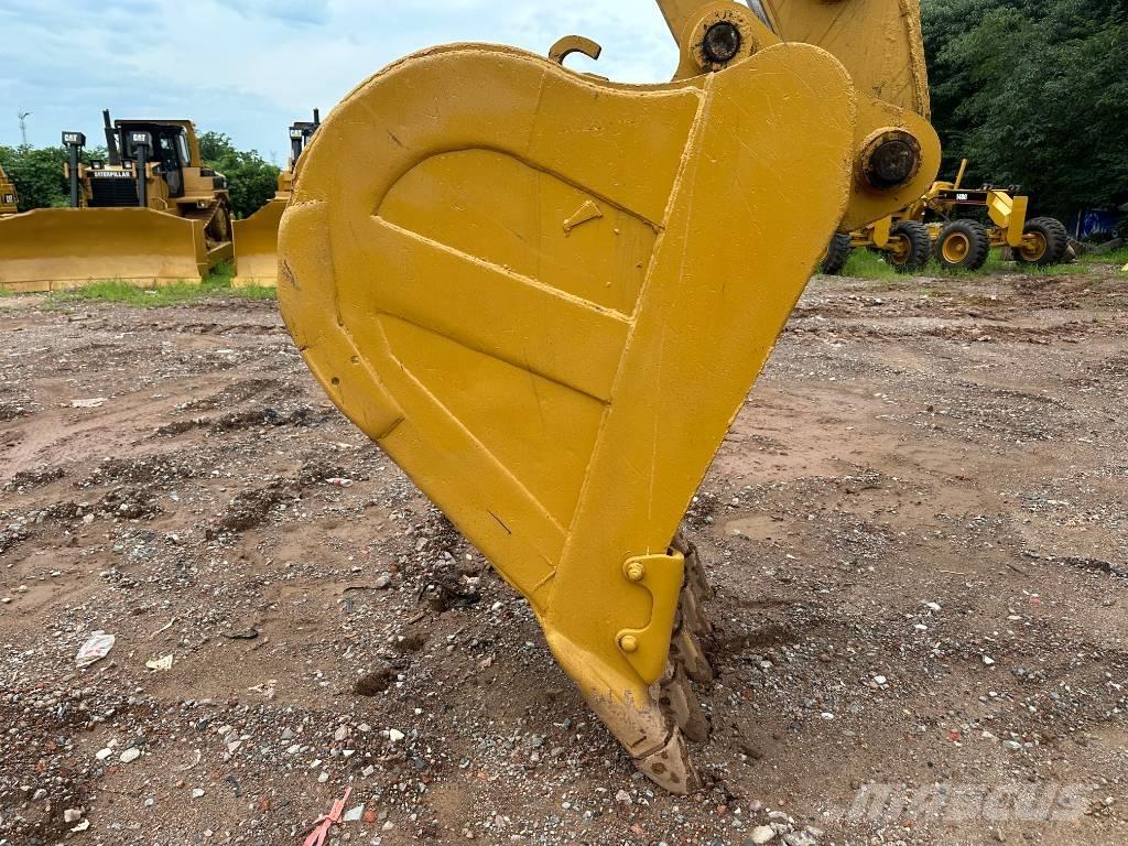 CAT 330C Koparki gąsienicowe