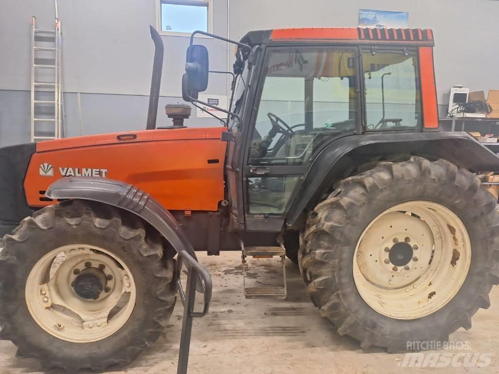 Valtra Valmet 8100E Ciągniki rolnicze