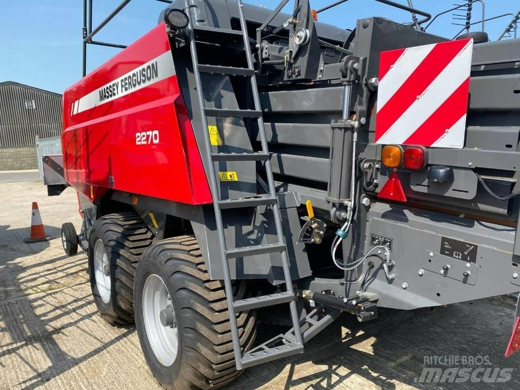 Massey Ferguson 2270 Prasy kostkujące
