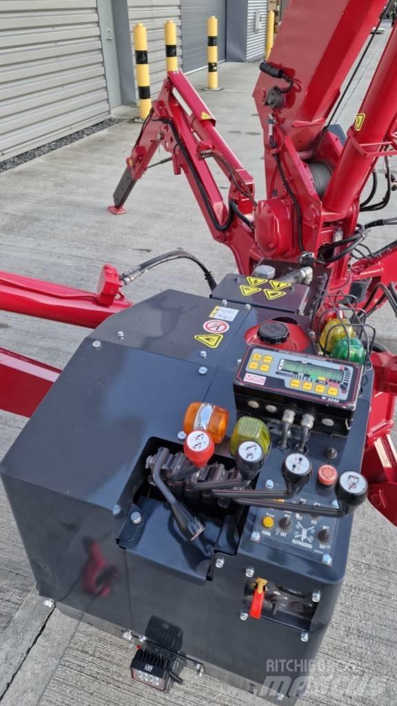 Unic URW 295 Mini dźwigi