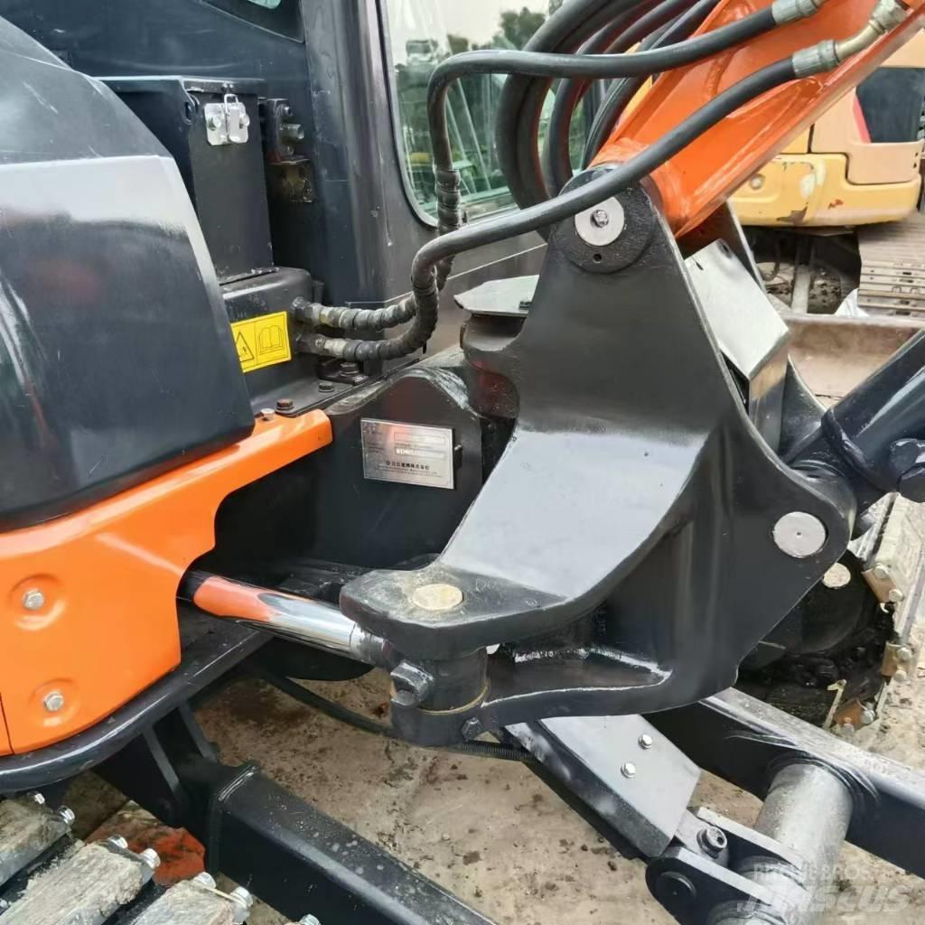 Hitachi ZX 50 U Minikoparki