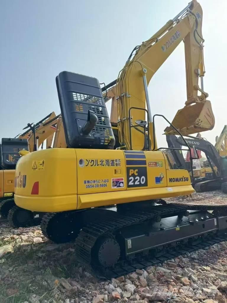 Komatsu PC 220-8 Koparki gąsienicowe