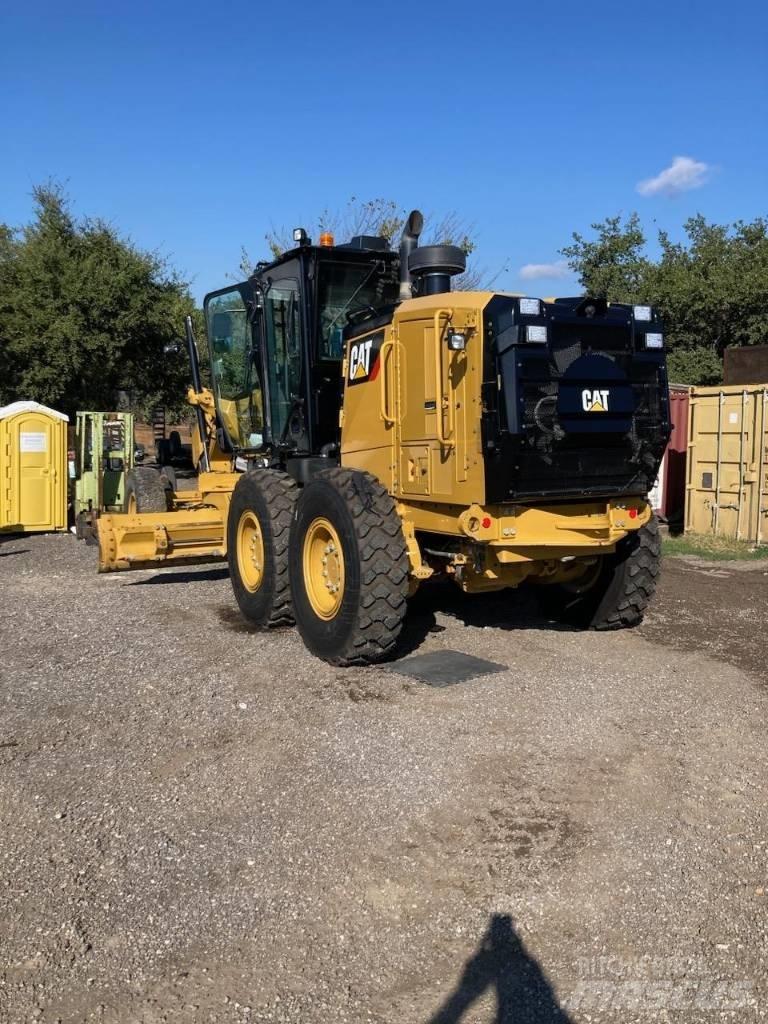 CAT 12 M 3 Równiarki