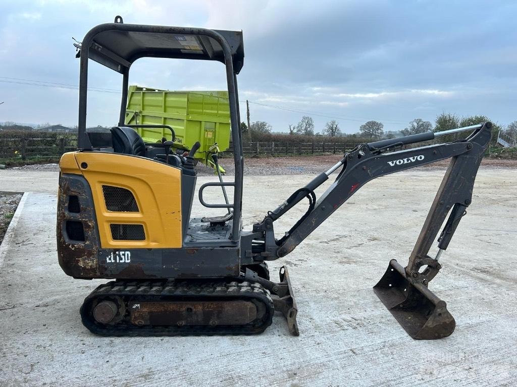 Volvo EC 15D Minikoparki